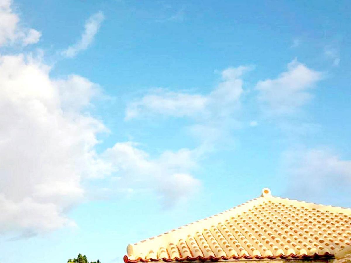 石垣島 一棟貸切りのお宿 ちゅら赤瓦 Ishigaki  Exterior foto